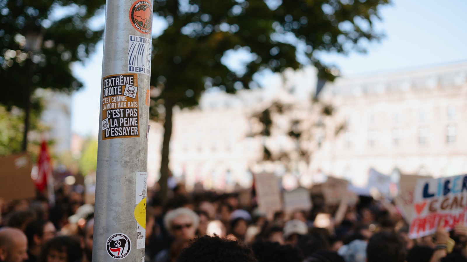 Photographie de blocus d'un lycée
